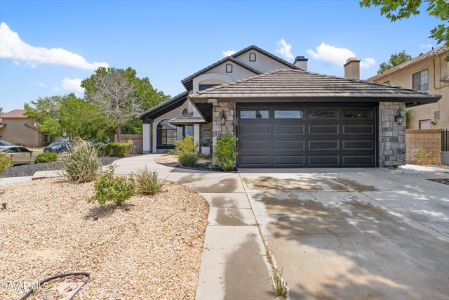 43332 W 33rd Street, Lancaster, CA 93536