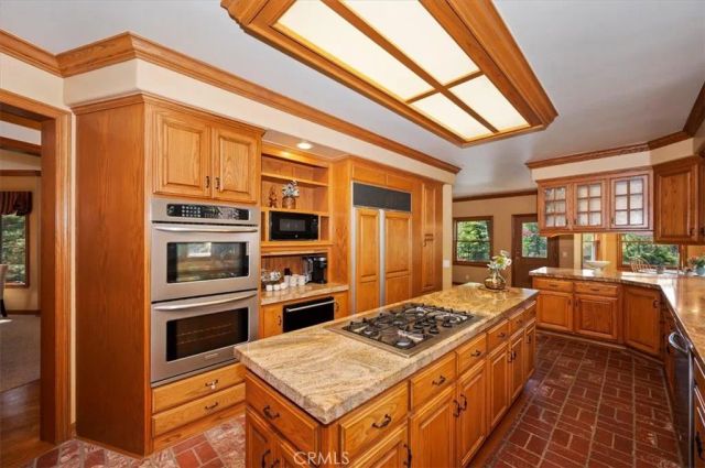 248 Squirrel, Lake Arrowhead, CA 92391