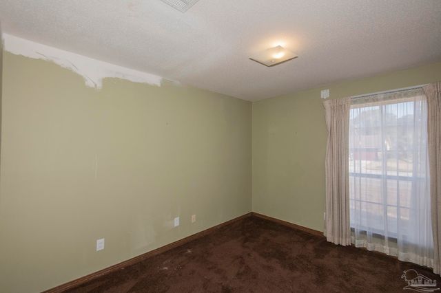 3525 Wimbledon Dr, Pensacola, FL 32503