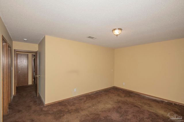 3525 Wimbledon Dr, Pensacola, FL 32503