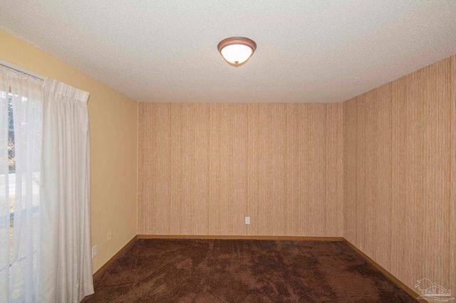 3525 Wimbledon Dr, Pensacola, FL 32503