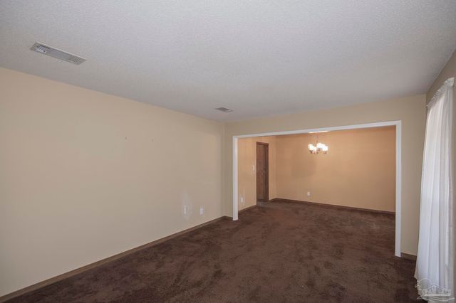 3525 Wimbledon Dr, Pensacola, FL 32503