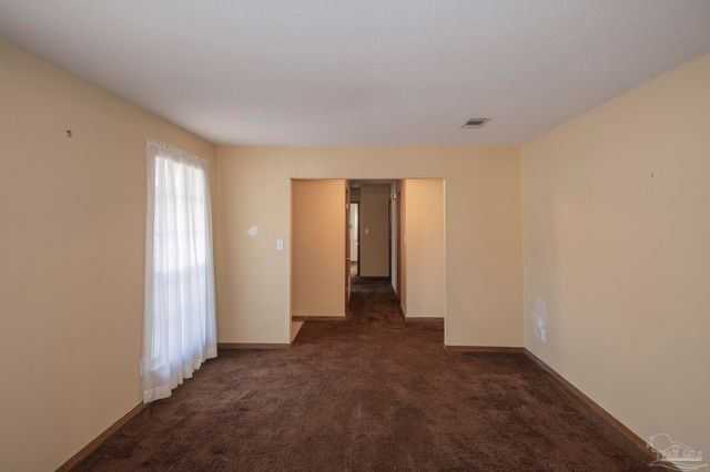 3525 Wimbledon Dr, Pensacola, FL 32503