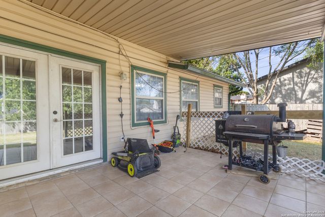 7813 Hollow Oak, Live Oak, TX 78233