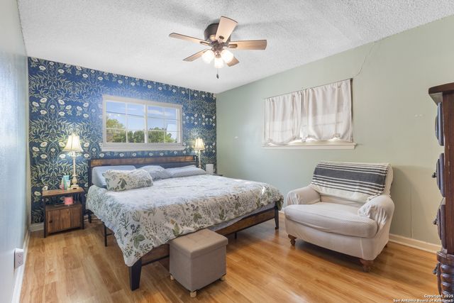 7813 Hollow Oak, Live Oak, TX 78233