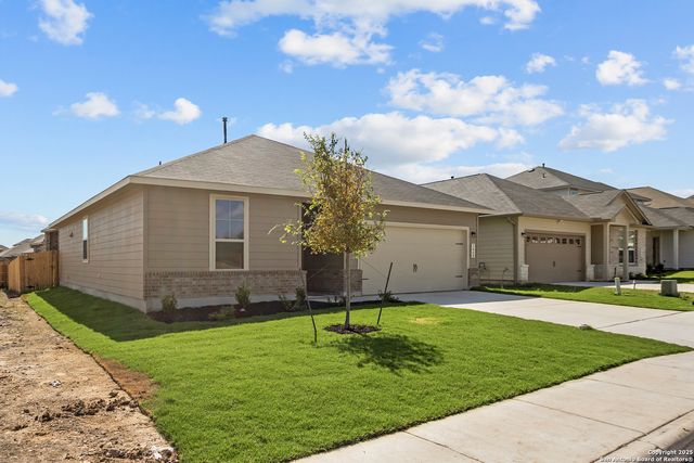 3448 Meteor Night, Converse, TX 78109