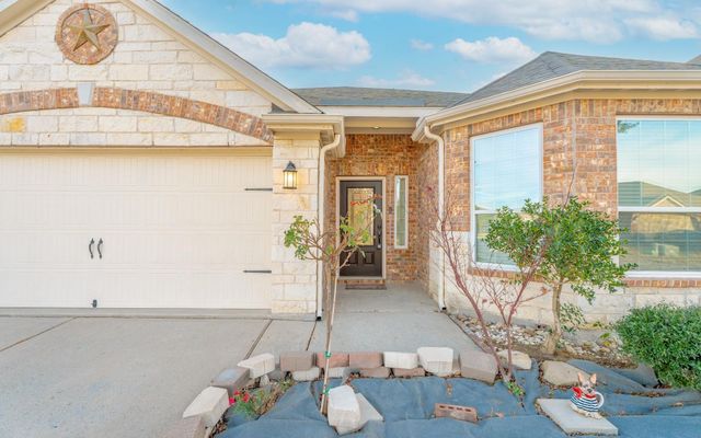 437 Lipizzan Lane, Celina, TX 75009