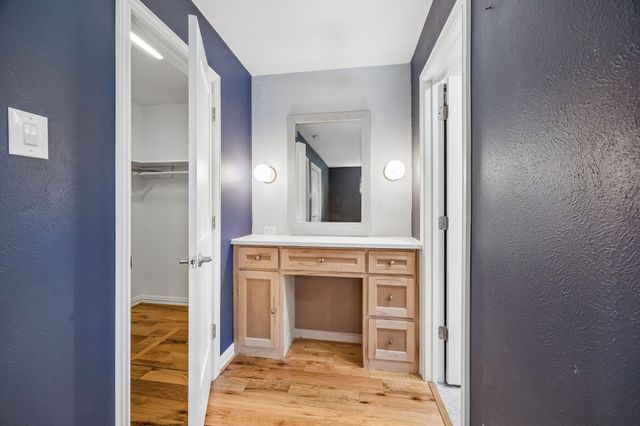 2223 Freeland Way, Dallas, TX 75228
