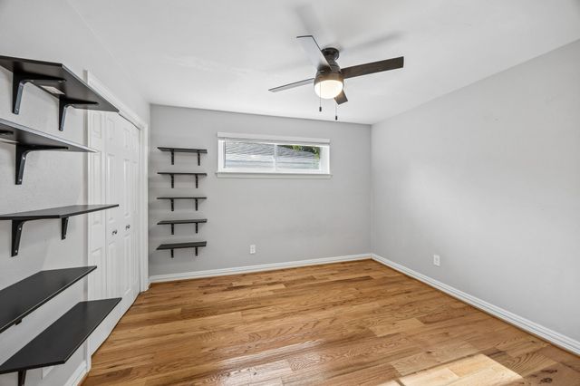 2223 Freeland Way, Dallas, TX 75228
