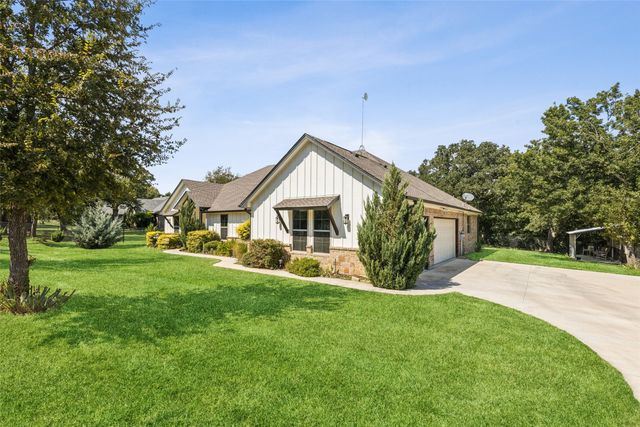 7503 Sabathney Road, Weatherford, TX 76085