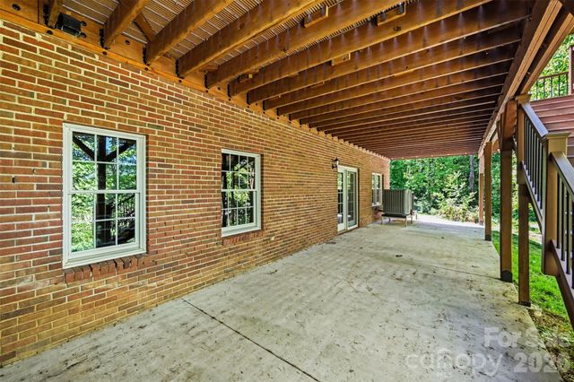 143 Walnut Hollow Lane, Mooresville, NC 28115