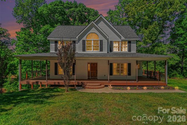 143 Walnut Hollow Lane, Mooresville, NC 28115