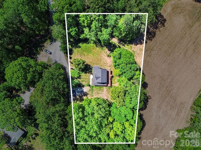 143 Walnut Hollow Lane, Mooresville, NC 28115
