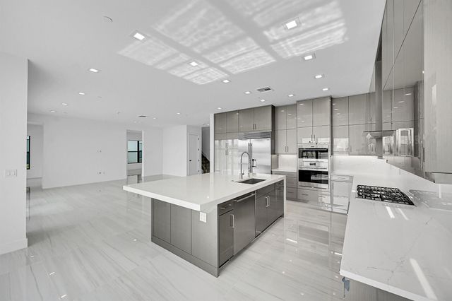 9979 Migration Point, Palm Beach Gardens, FL 33412