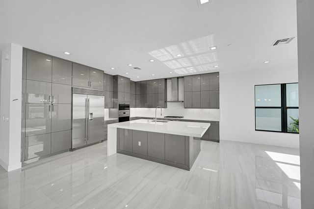 9979 Migration Point, Palm Beach Gardens, FL 33412