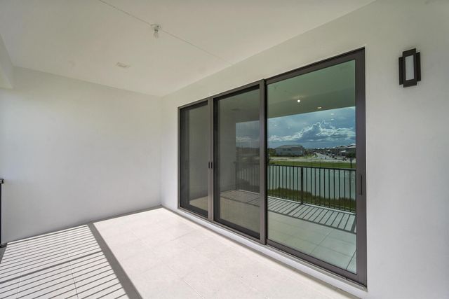 9979 Migration Point, Palm Beach Gardens, FL 33412