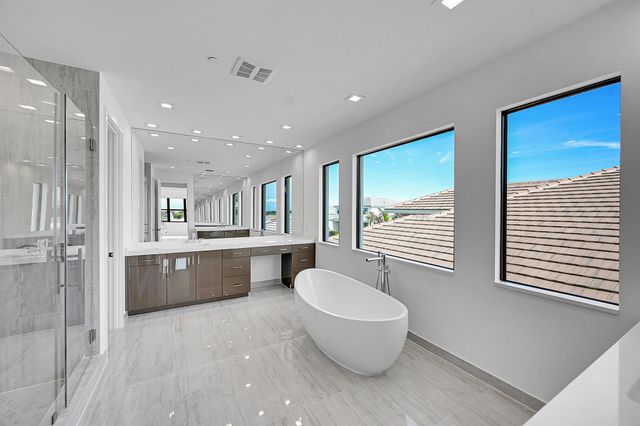 9979 Migration Point, Palm Beach Gardens, FL 33412