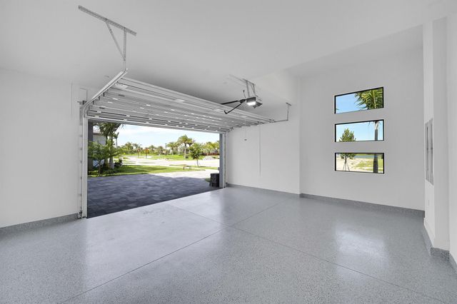 9979 Migration Point, Palm Beach Gardens, FL 33412