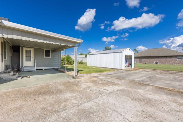 151 Wilson St, Raceland, LA 70394