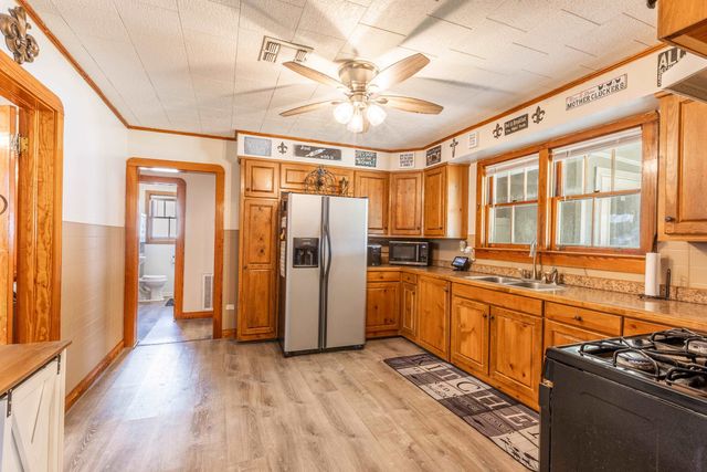 151 Wilson St, Raceland, LA 70394