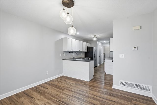 1079 74th NE, Cedar Rapids, IA 52402