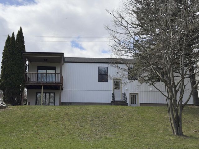 1413 Center STREET, Watertown, WI 53098