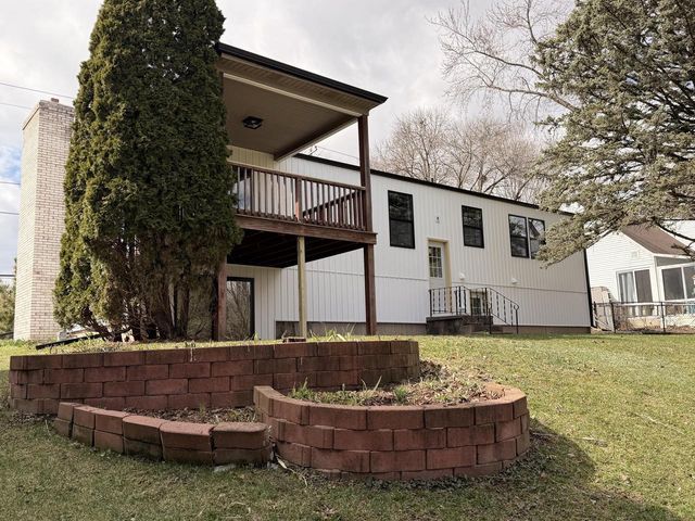 1413 Center STREET, Watertown, WI 53098