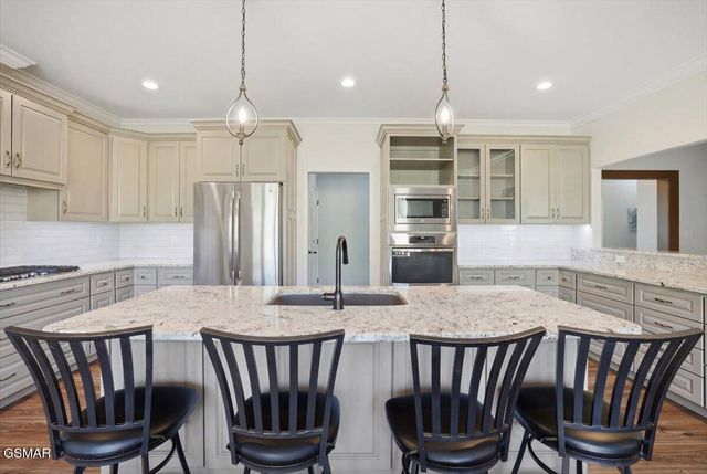 2233 Windswept Way, Morristown, TN 37814