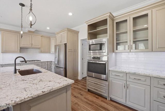 2233 Windswept Way, Morristown, TN 37814