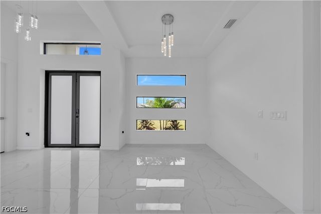 2318 NW 30th TER, Cape Coral, FL 33993