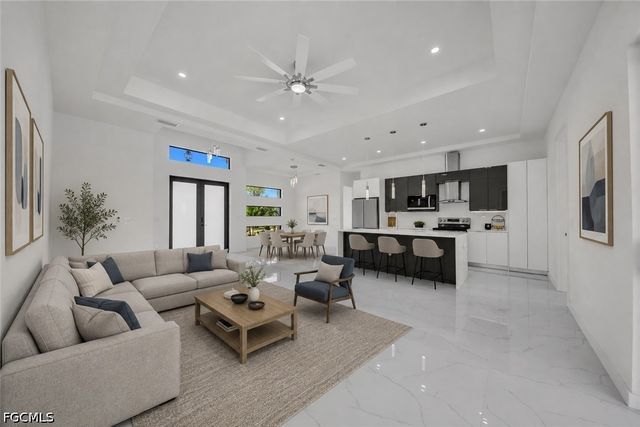 2318 NW 30th TER, Cape Coral, FL 33993