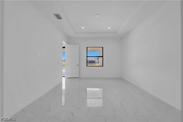 2318 NW 30th TER, Cape Coral, FL 33993