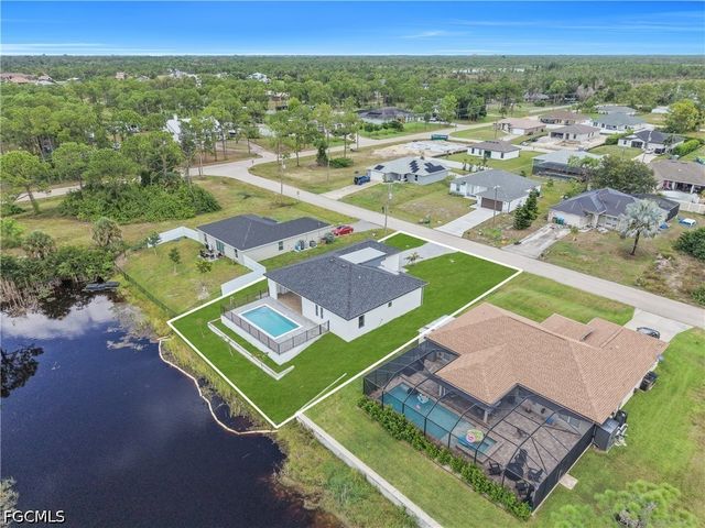 2318 NW 30th TER, Cape Coral, FL 33993