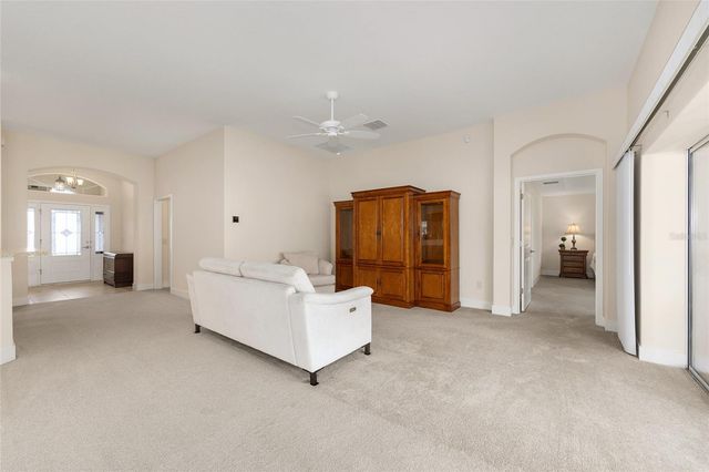 5791 HENRY LOOP, The Villages, FL 32163