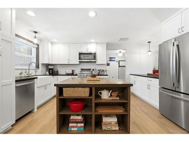 1615 Ulysses St, Golden, CO 80401