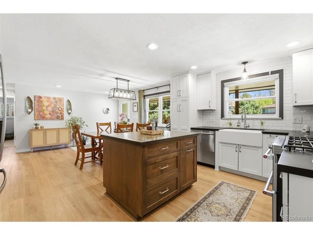 1615 Ulysses St, Golden, CO 80401