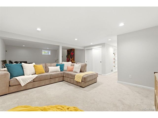 1615 Ulysses St, Golden, CO 80401