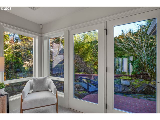 13467 Nw COUNTRYVIEW Way, Portland, OR 97229