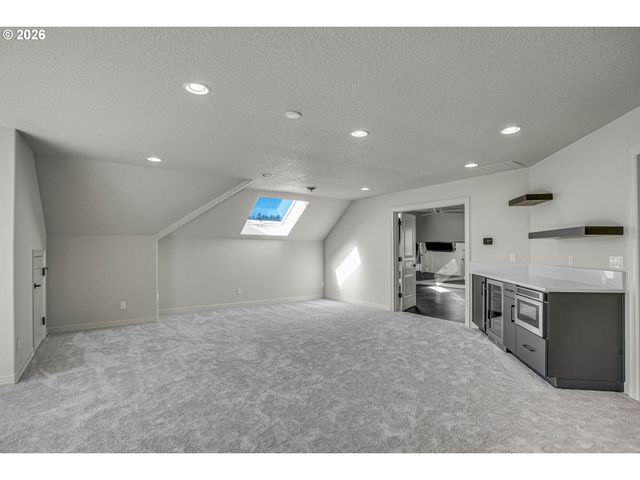 13467 Nw COUNTRYVIEW Way, Portland, OR 97229