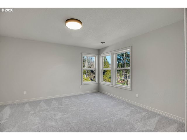 13467 Nw COUNTRYVIEW Way, Portland, OR 97229