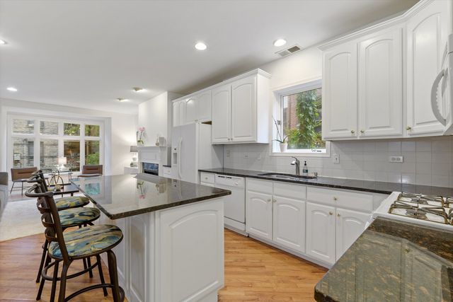 3117A N Orchard Street 1A, Chicago, IL 60657