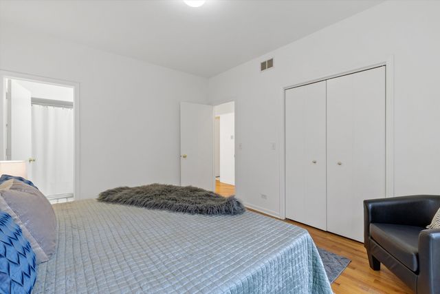 3117A N Orchard Street 1A, Chicago, IL 60657