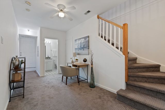 3117A N Orchard Street 1A, Chicago, IL 60657