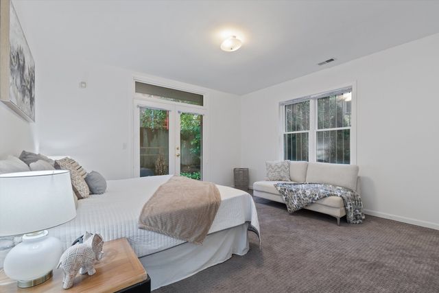 3117A N Orchard Street 1A, Chicago, IL 60657