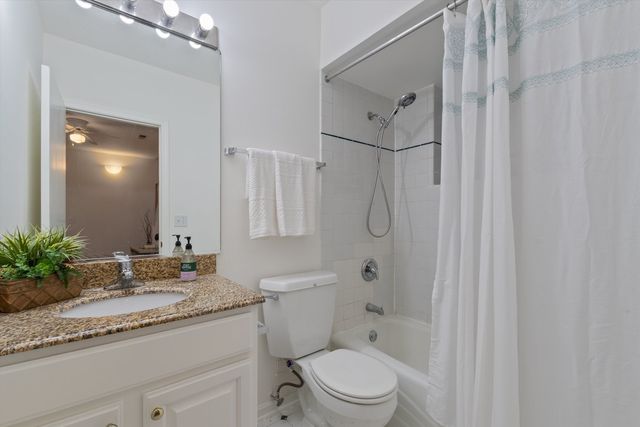 3117A N Orchard Street 1A, Chicago, IL 60657