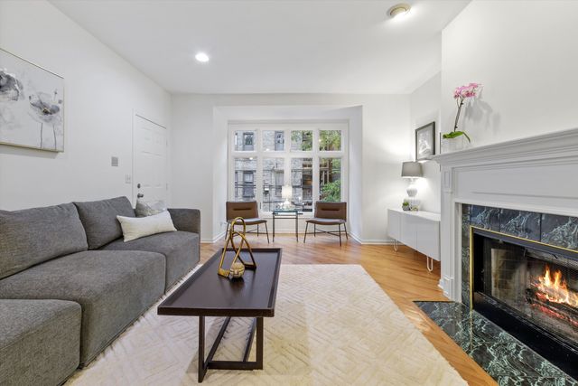 3117A N Orchard Street 1A, Chicago, IL 60657