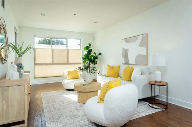 817 N ALFRED Street 205, Los Angeles, CA 90069