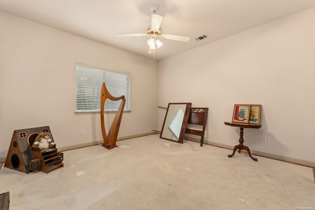 2039 Thicket Trail Dr, San Antonio, TX 78248