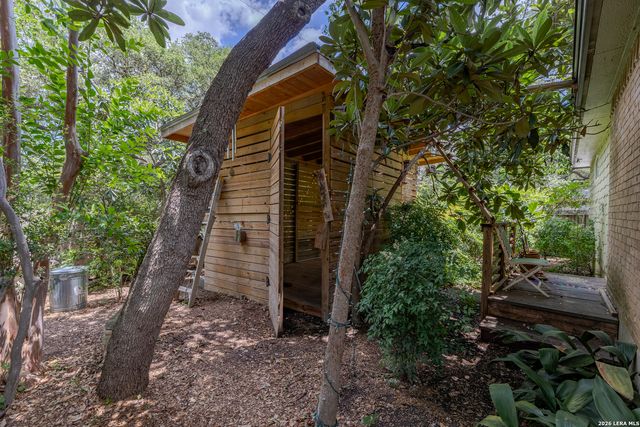 2039 Thicket Trail Dr, San Antonio, TX 78248