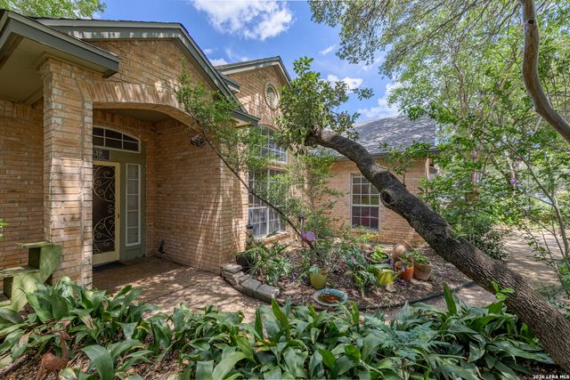 2039 Thicket Trail Dr, San Antonio, TX 78248